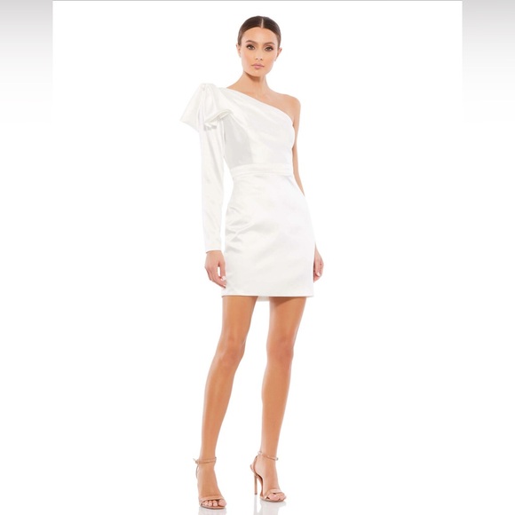 Mac Duggal 26500 white satin size 0 - Picture 1 of 4